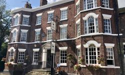 02 the swan tarporley